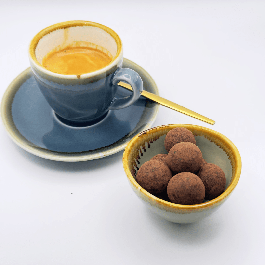 Rösterei Winzer Genuss-Kugeln, feine Pralinen Schoko-Kaffee-Nuss, perfekt zu Espresso und Cappuccino